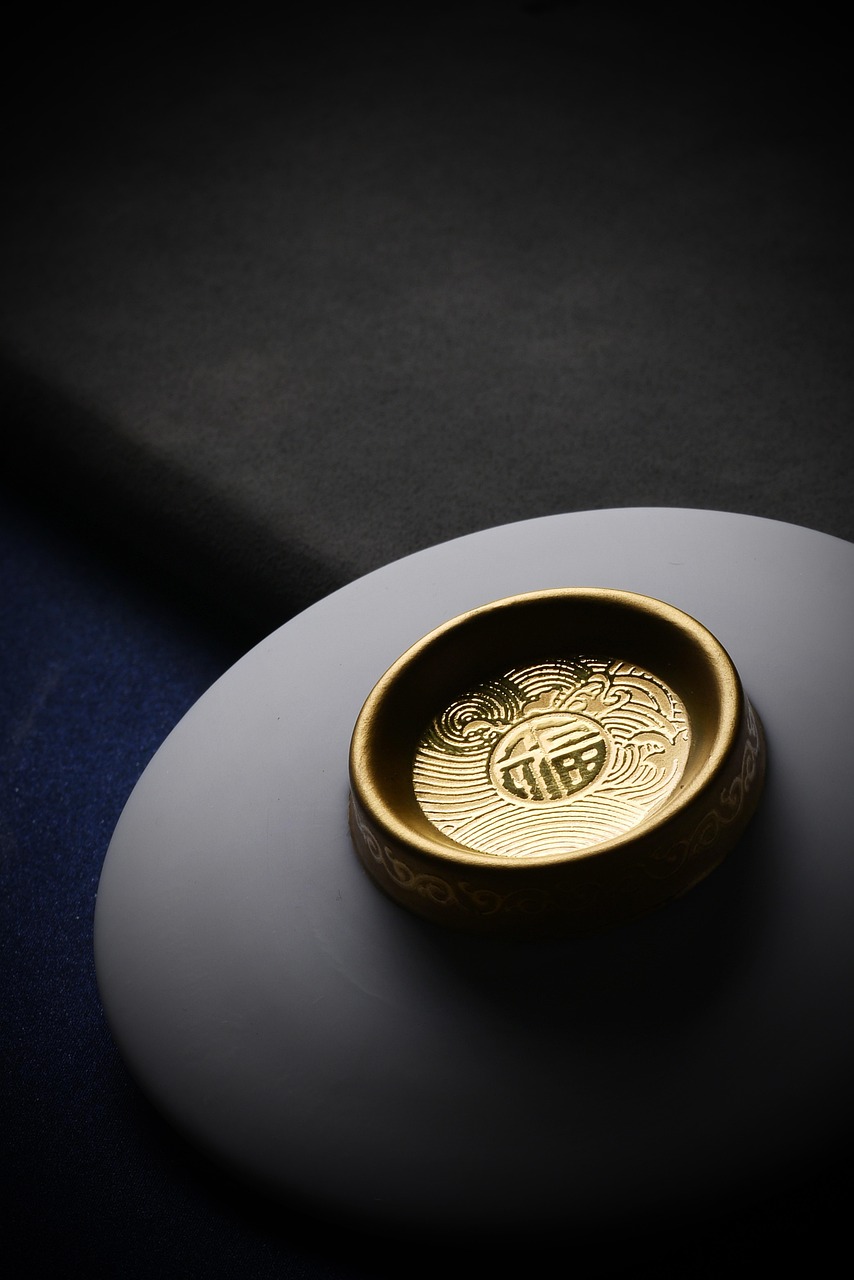 chinese, porcelain, gold cup, gray cup